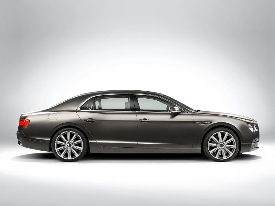  Bentley Flying Spur 2013 года  (фото 2 из 33)